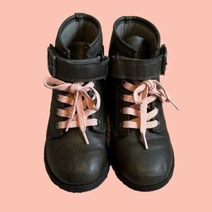 Carter’s Toddler Girl Black Velcro Boots with Pink Laces Size 11
